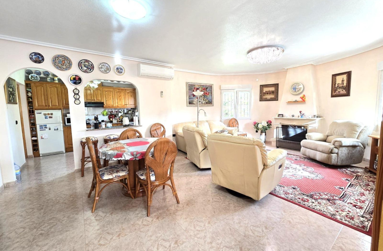 Reventa - Villa - Orihuela Costa - Playa Flamenca