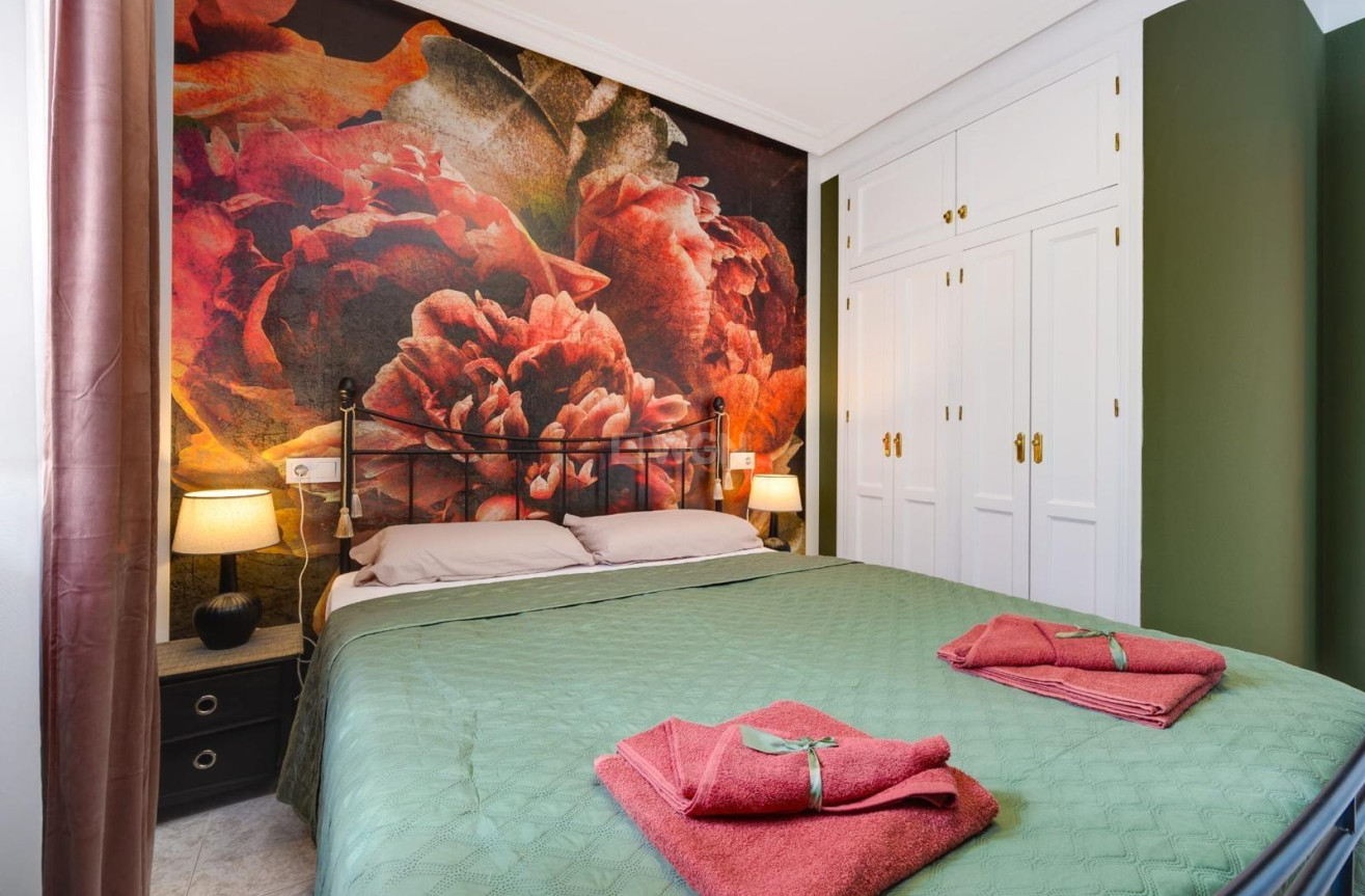 Reventa - Apartamento / piso - Torrevieja - Estacion De Autobuses