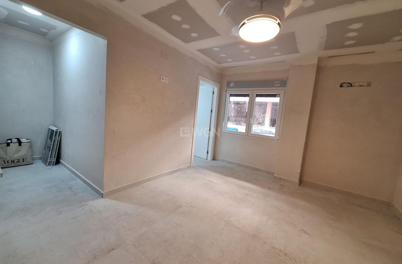 Reventa - Apartamento / piso - Torrevieja - Acequion