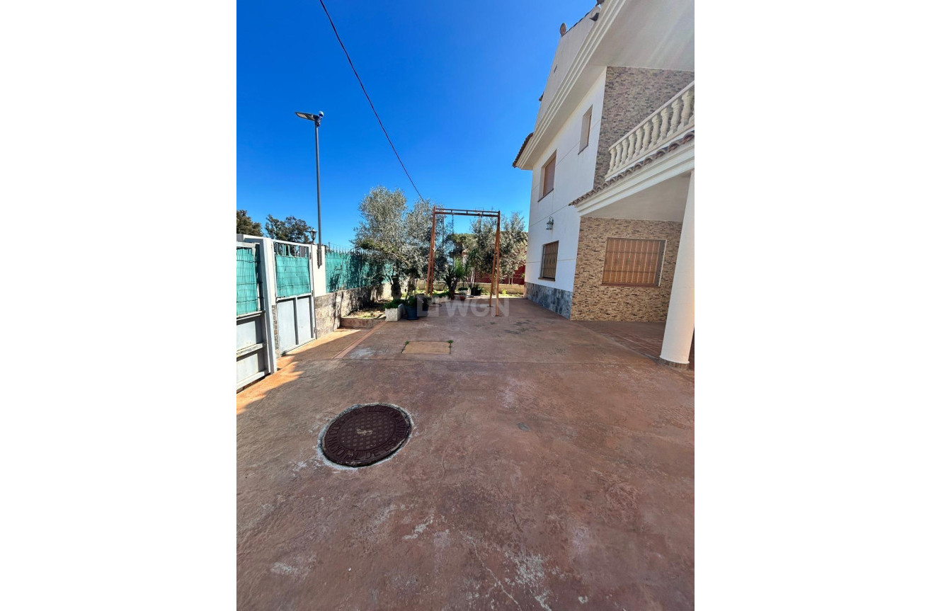 Reventa - Villa - Los Alcázares - Las Lomas Del Rame-bahía Bella
