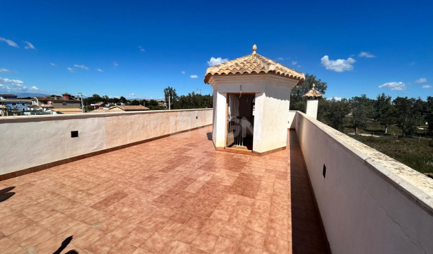 Reventa - Villa - Los Alcázares - Las Lomas Del Rame-bahía Bella