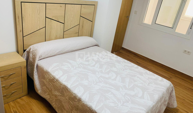 Reventa - Apartamento / piso - Torrevieja - Playa del Cura