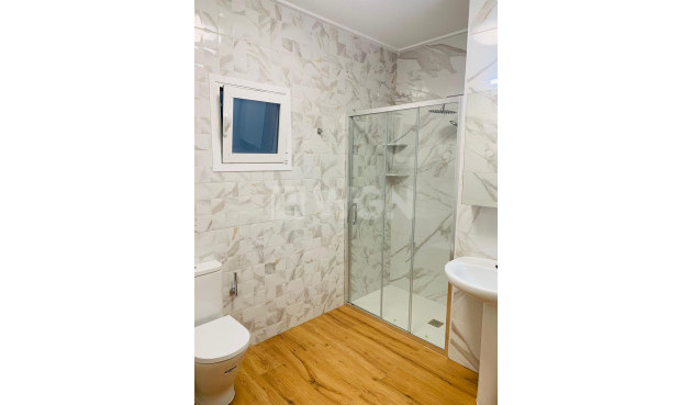 Reventa - Apartamento / piso - Torrevieja - Playa del Cura