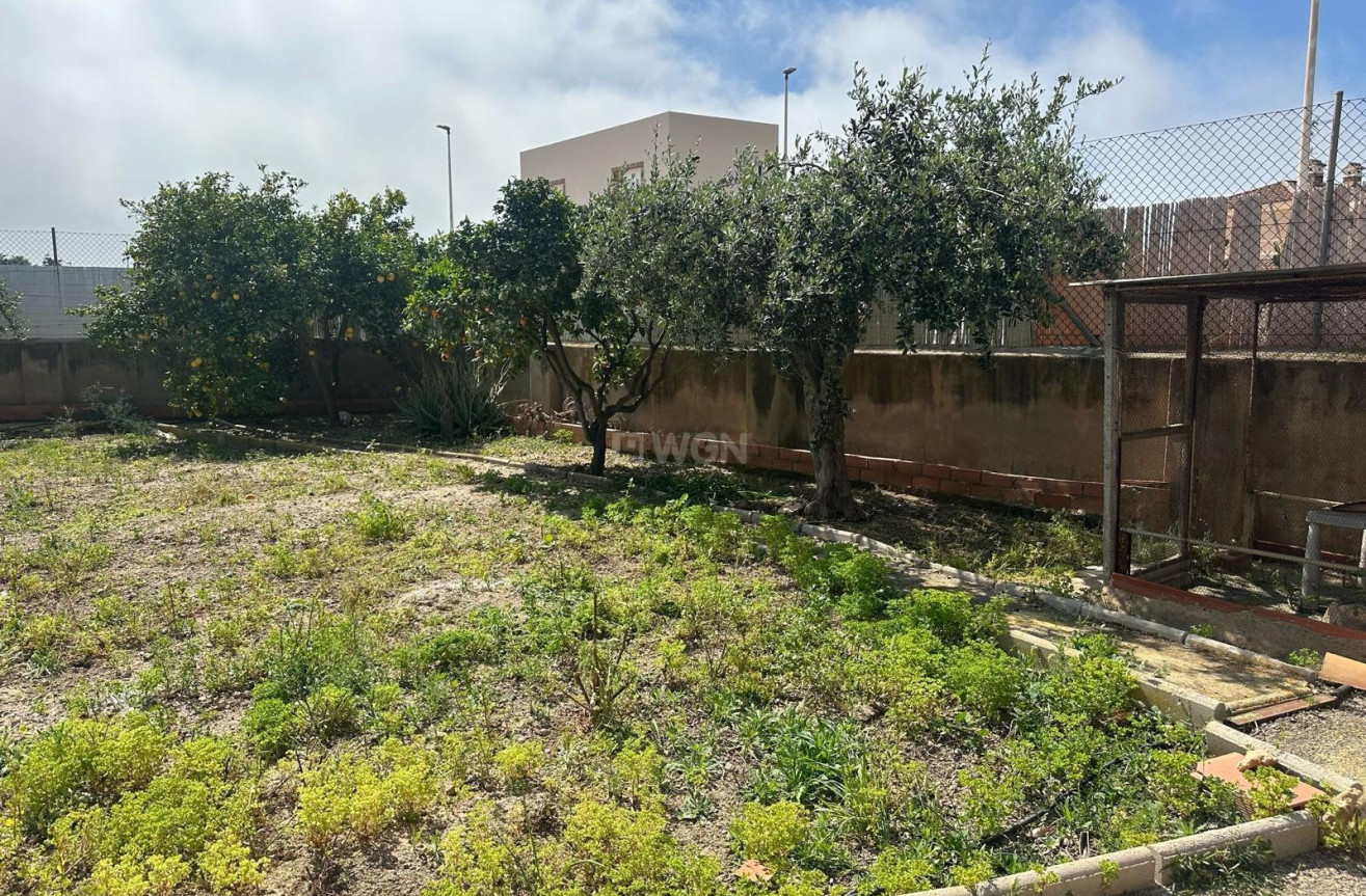 Reventa - Villa - Los Alcázares - Las Lomas Del Rame-bahía Bella