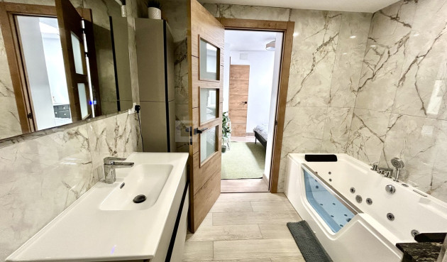 Reventa - Adosado - San Miguel de Salinas - Inland