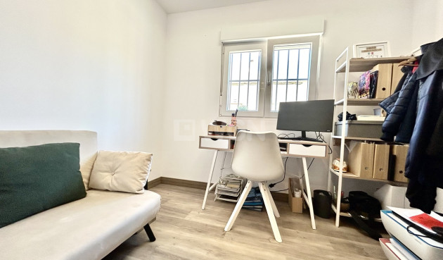 Reventa - Adosado - San Miguel de Salinas - Inland