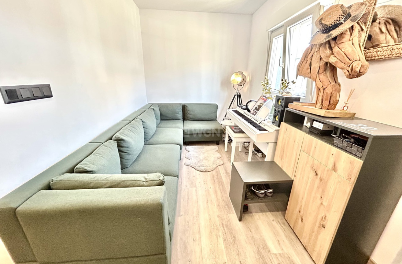 Reventa - Adosado - San Miguel de Salinas - Inland