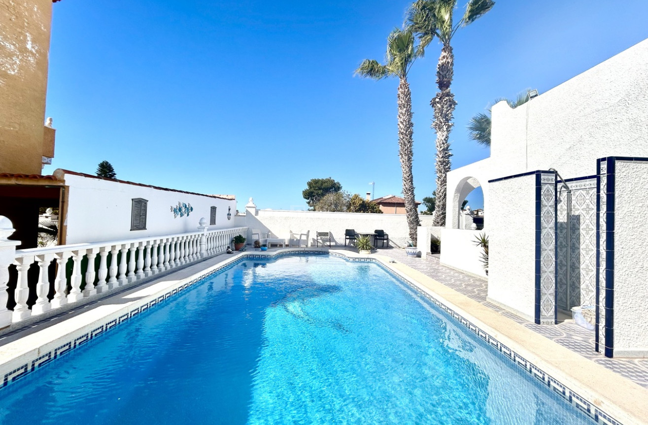 Reventa - Villa - Villamartin - Costa Blanca