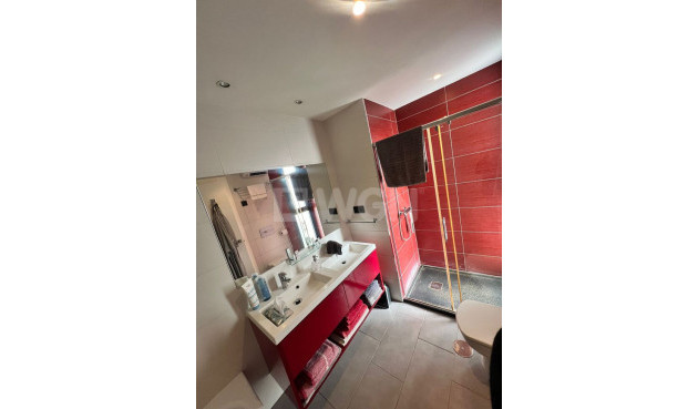 Odsprzedaż - Villa - Santiago de la ribera - Costa Calida