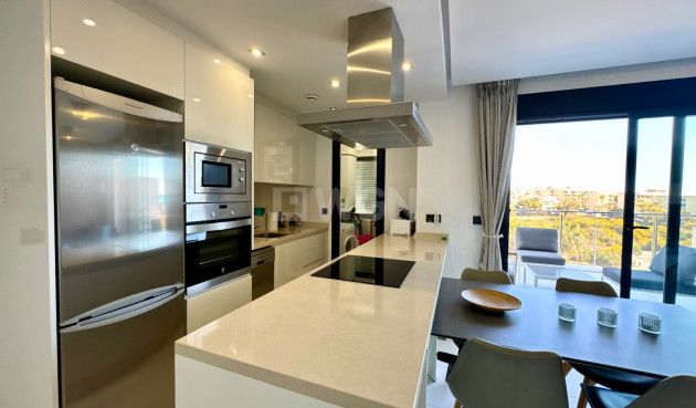 Odsprzedaż - Mieszkanie w bloku - Pilar de la Horadada - Costa Blanca