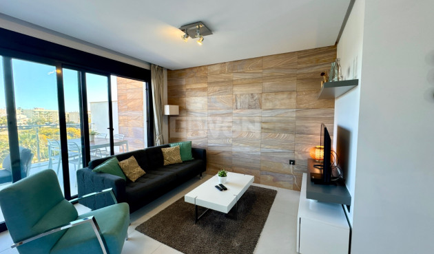 Odsprzedaż - Mieszkanie w bloku - Pilar de la Horadada - Costa Blanca