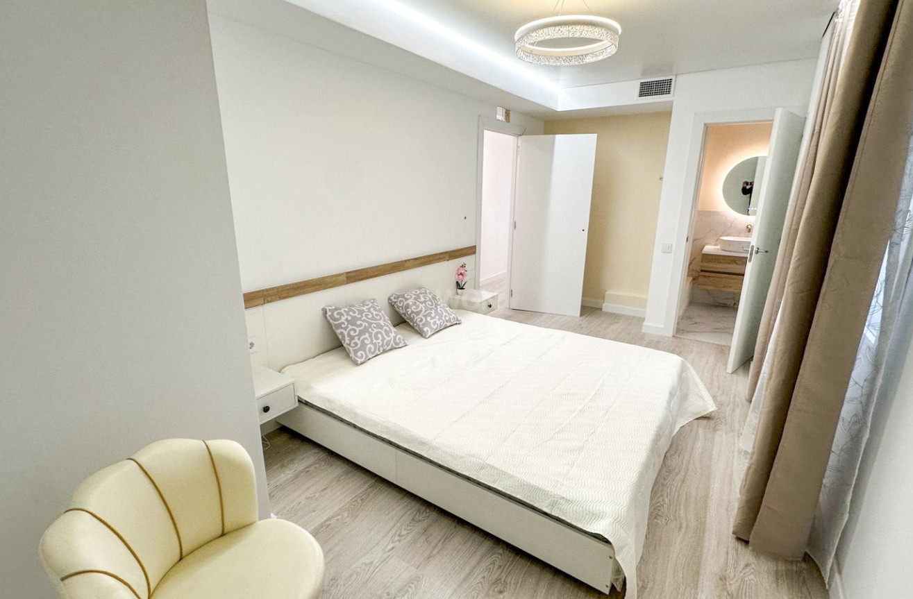 Reventa - Apartamento / piso - Torrevieja - Costa Blanca