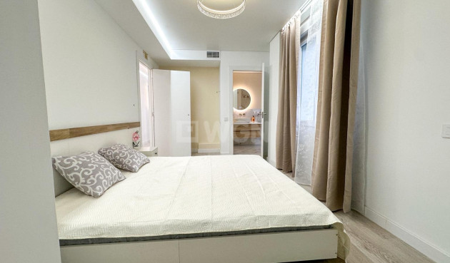 Reventa - Apartamento / piso - Torrevieja - Costa Blanca