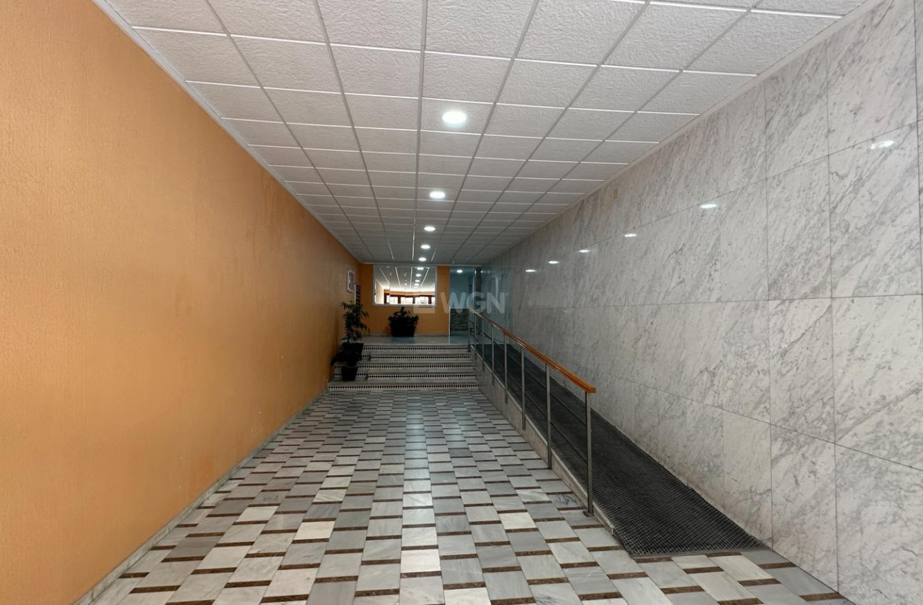 Reventa - Apartamento / piso - Torrevieja - Costa Blanca