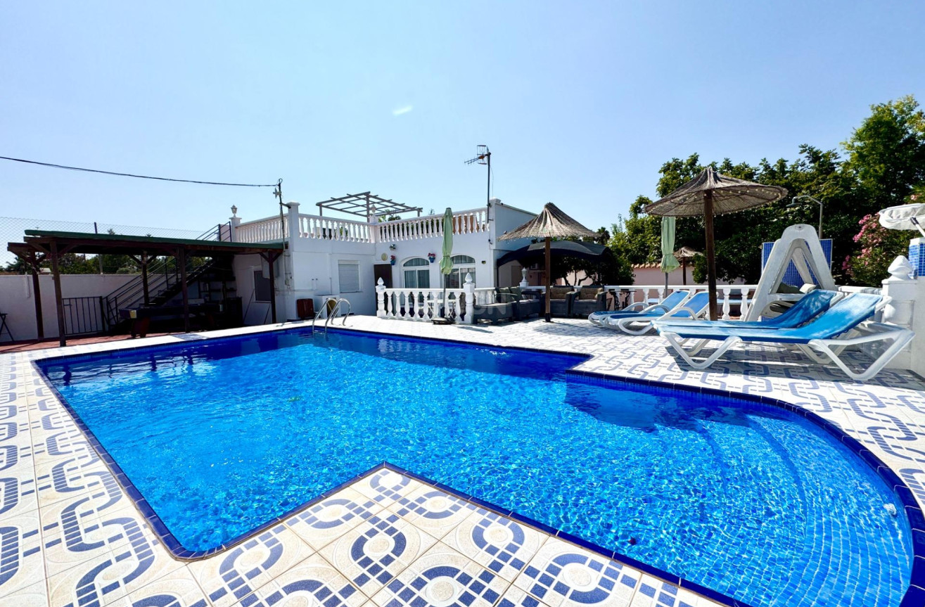 Odsprzedaż - Villa - Dolores - Comunidad Valenciana