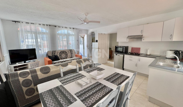 Odsprzedaż - Villa - Dolores - Comunidad Valenciana