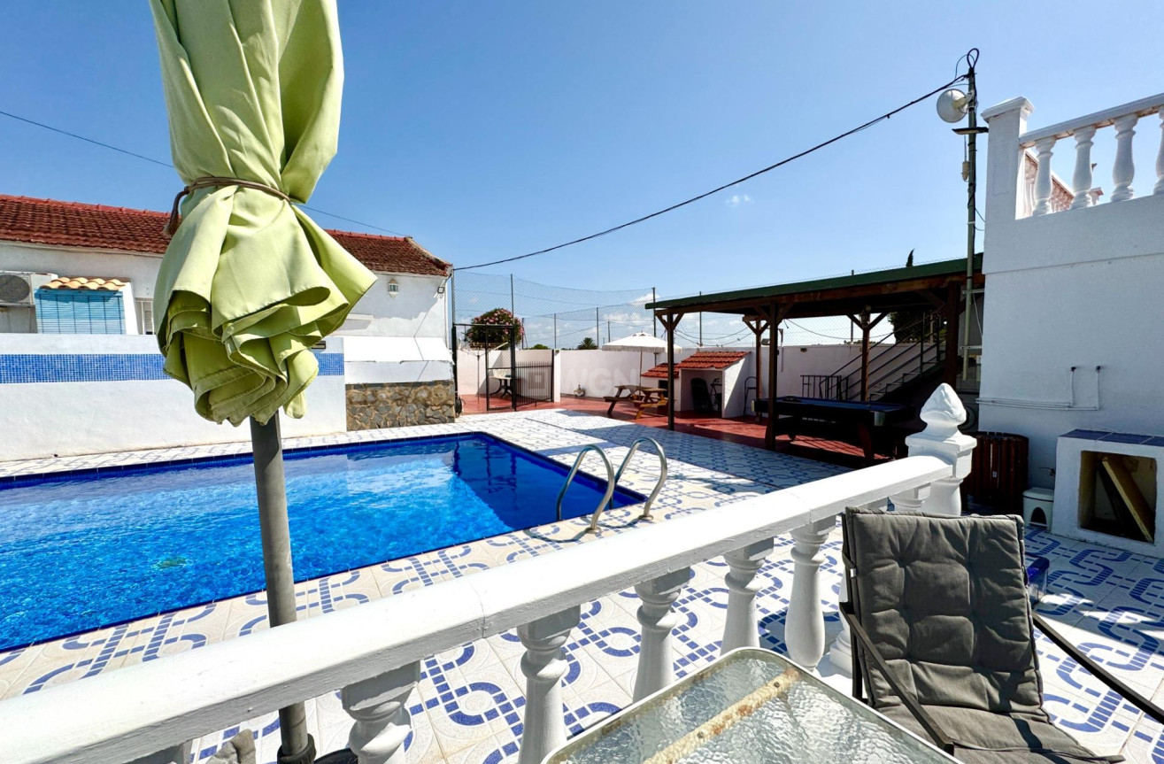 Odsprzedaż - Villa - Dolores - Comunidad Valenciana