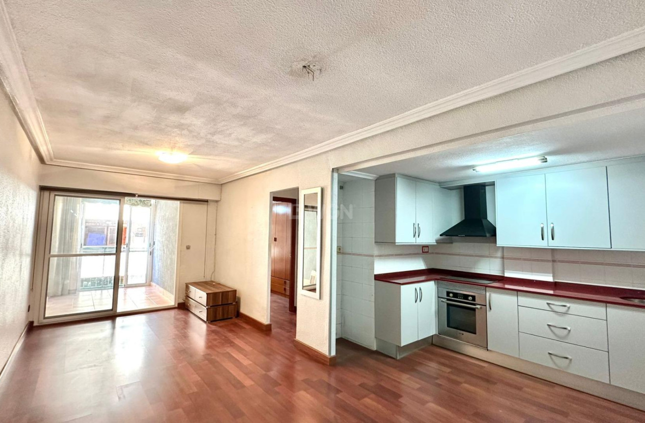 Reventa - Apartamento / piso - Torrevieja - Acequion