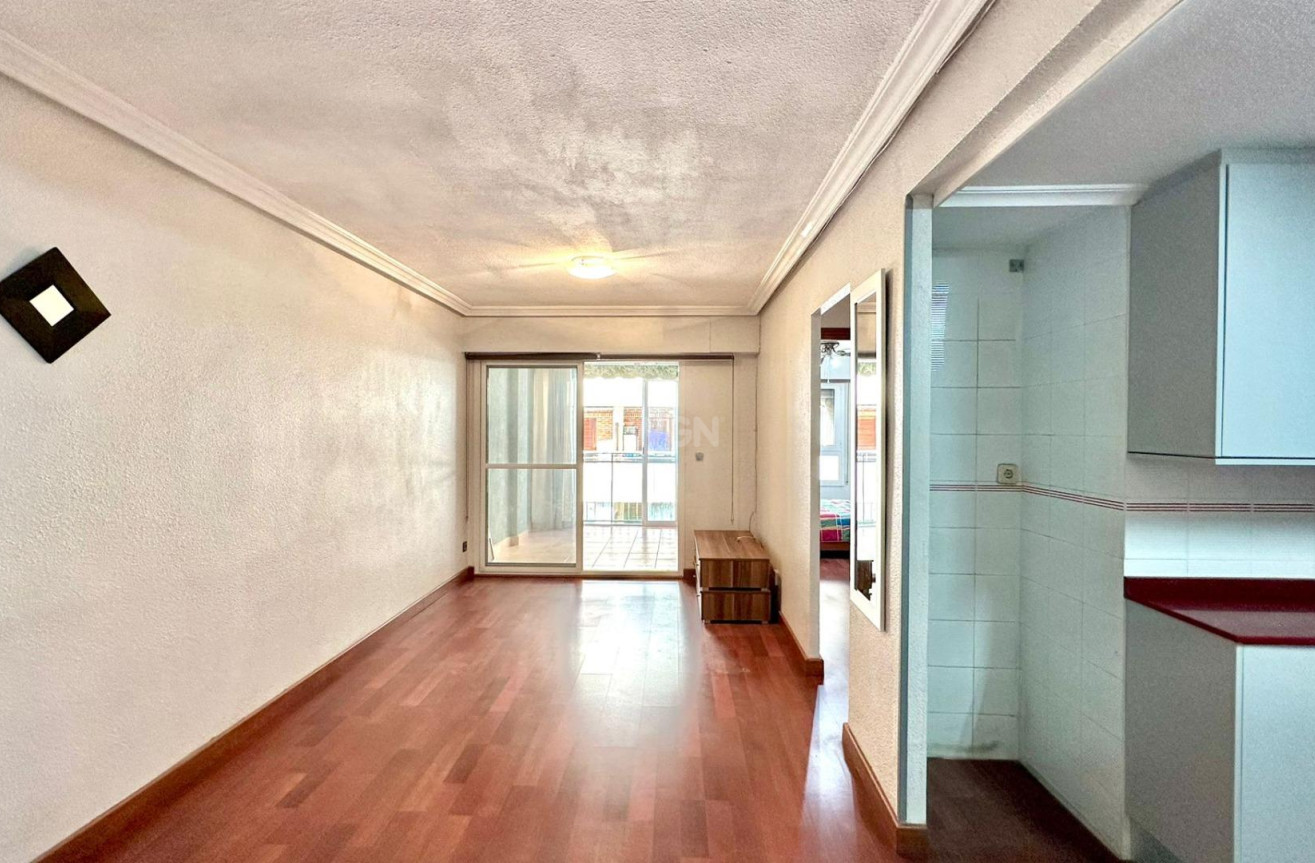 Reventa - Apartamento / piso - Torrevieja - Acequion