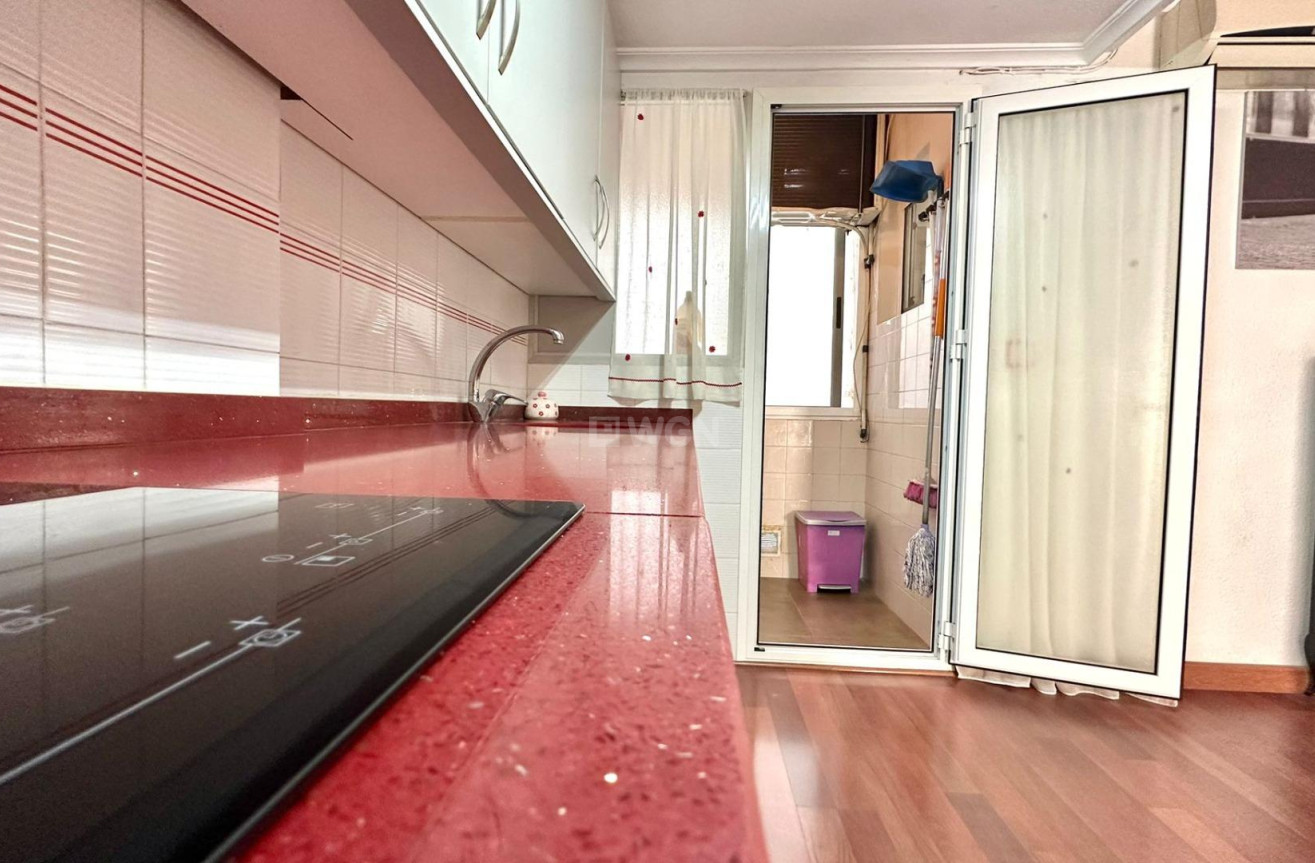 Reventa - Apartamento / piso - Torrevieja - Acequion