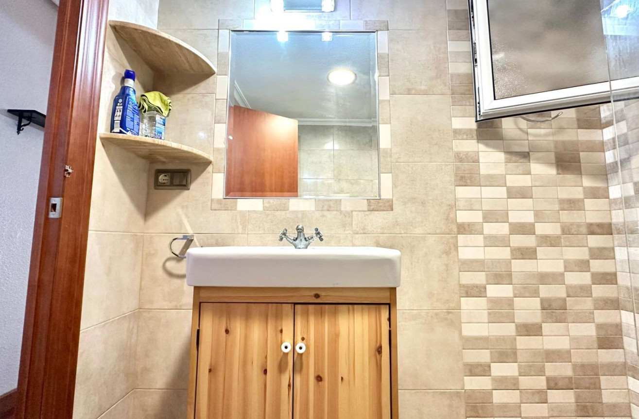 Reventa - Apartamento / piso - Torrevieja - Acequion