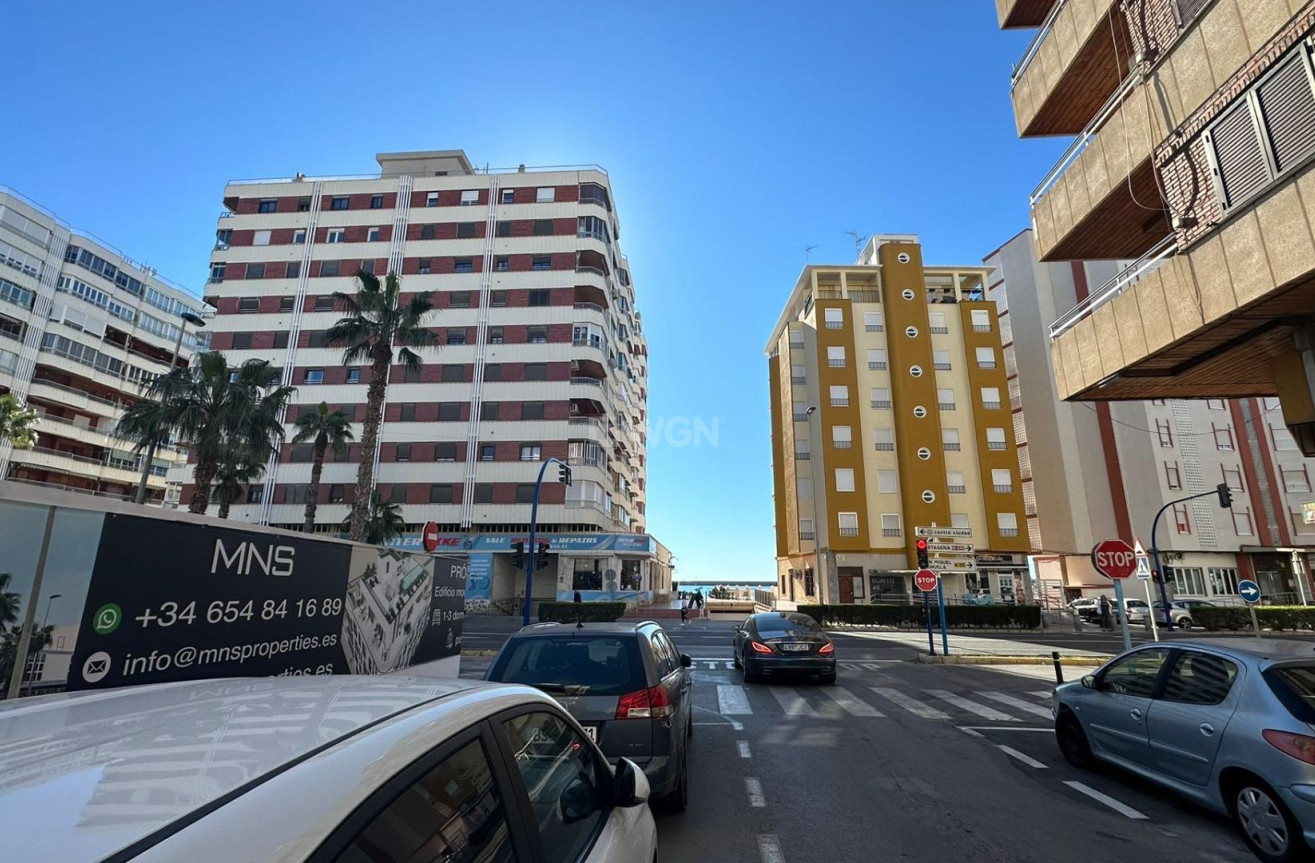 Reventa - Apartamento / piso - Torrevieja - Acequion