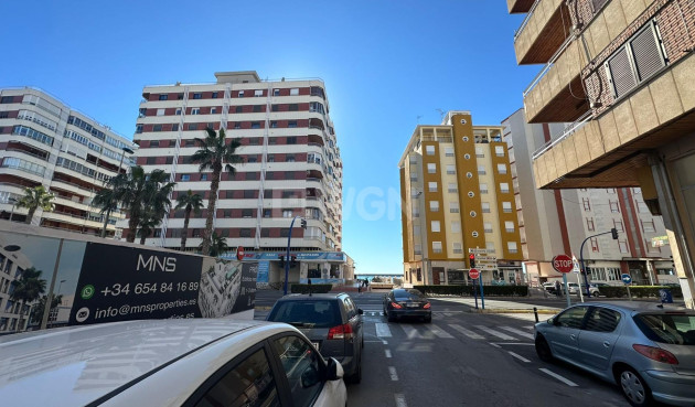 Reventa - Apartamento / piso - Torrevieja - Acequion