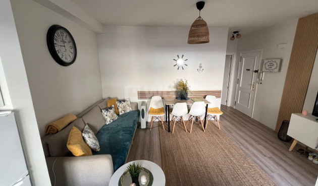 Reventa - Apartamento / piso - Torrevieja - Centro