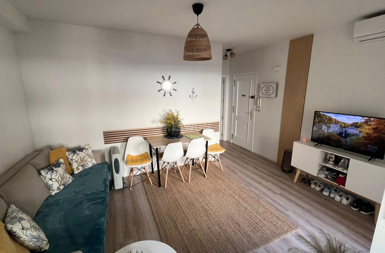 Reventa - Apartamento / piso - Torrevieja - Centro