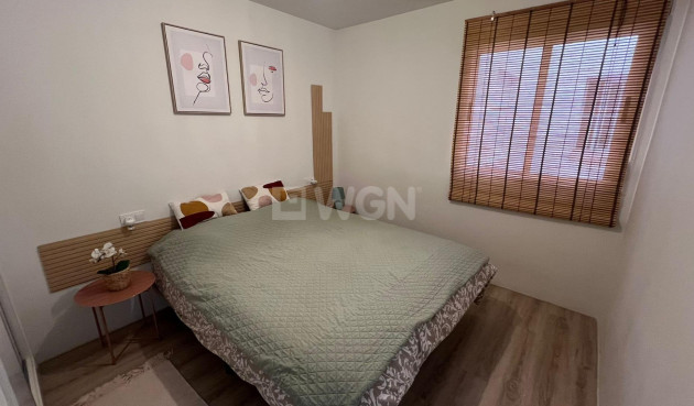 Reventa - Apartamento / piso - Torrevieja - Centro