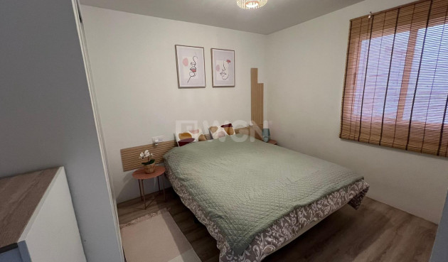 Reventa - Apartamento / piso - Torrevieja - Centro