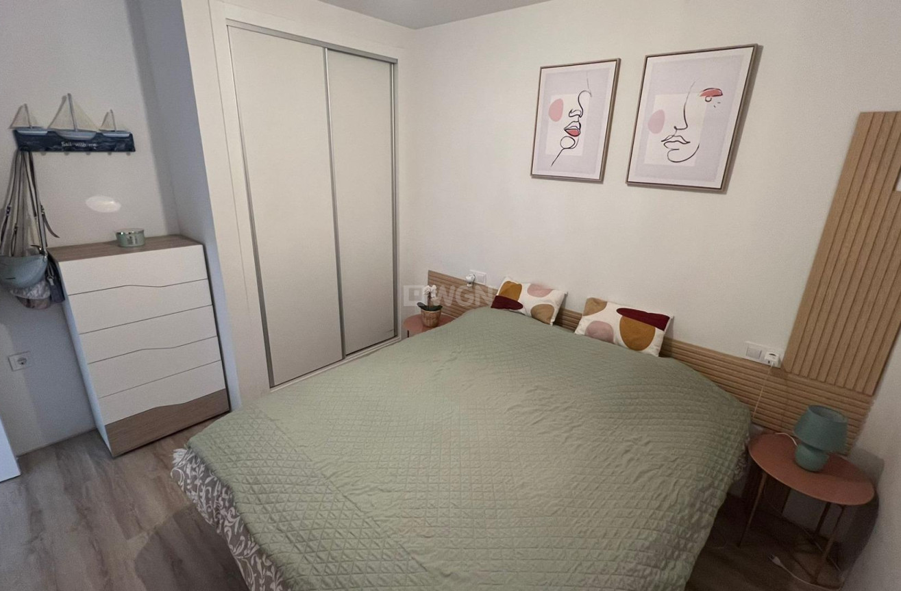 Reventa - Apartamento / piso - Torrevieja - Centro