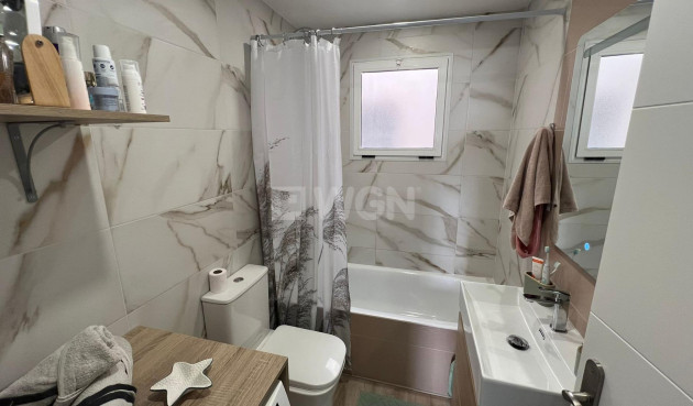 Reventa - Apartamento / piso - Torrevieja - Centro