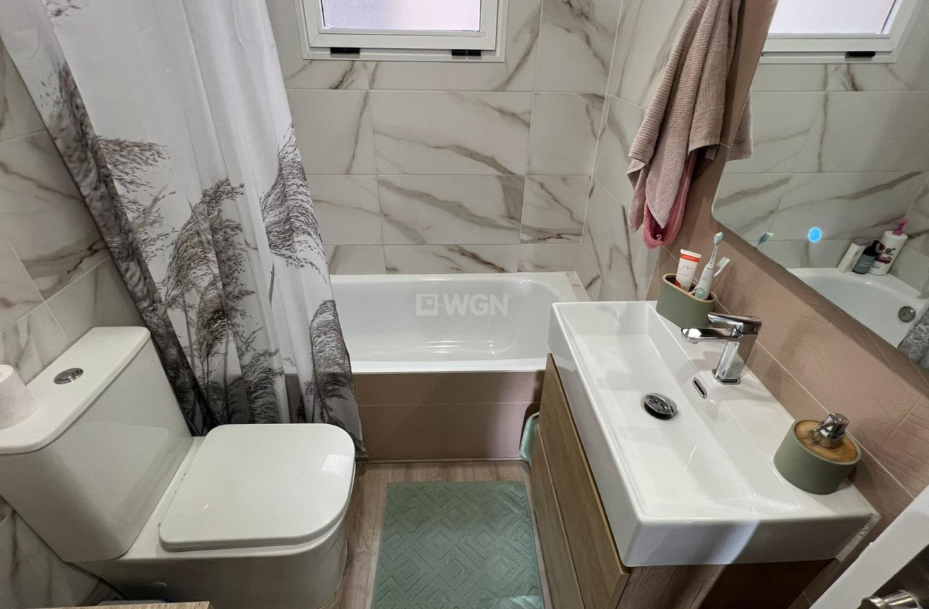 Reventa - Apartamento / piso - Torrevieja - Centro