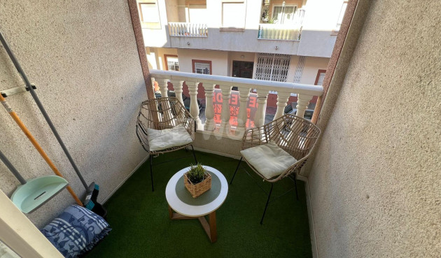 Reventa - Apartamento / piso - Torrevieja - Centro