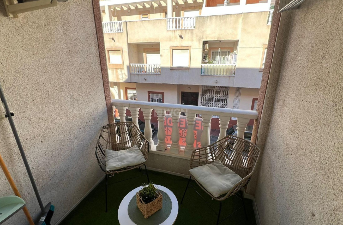 Reventa - Apartamento / piso - Torrevieja - Centro