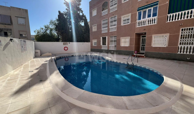 Reventa - Apartamento / piso - Torrevieja - Centro