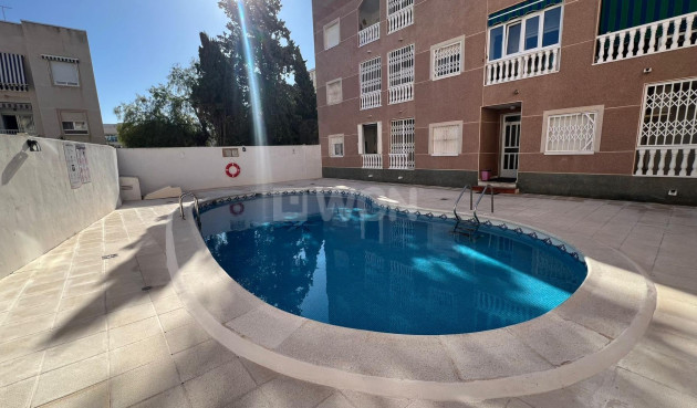 Reventa - Apartamento / piso - Torrevieja - Centro
