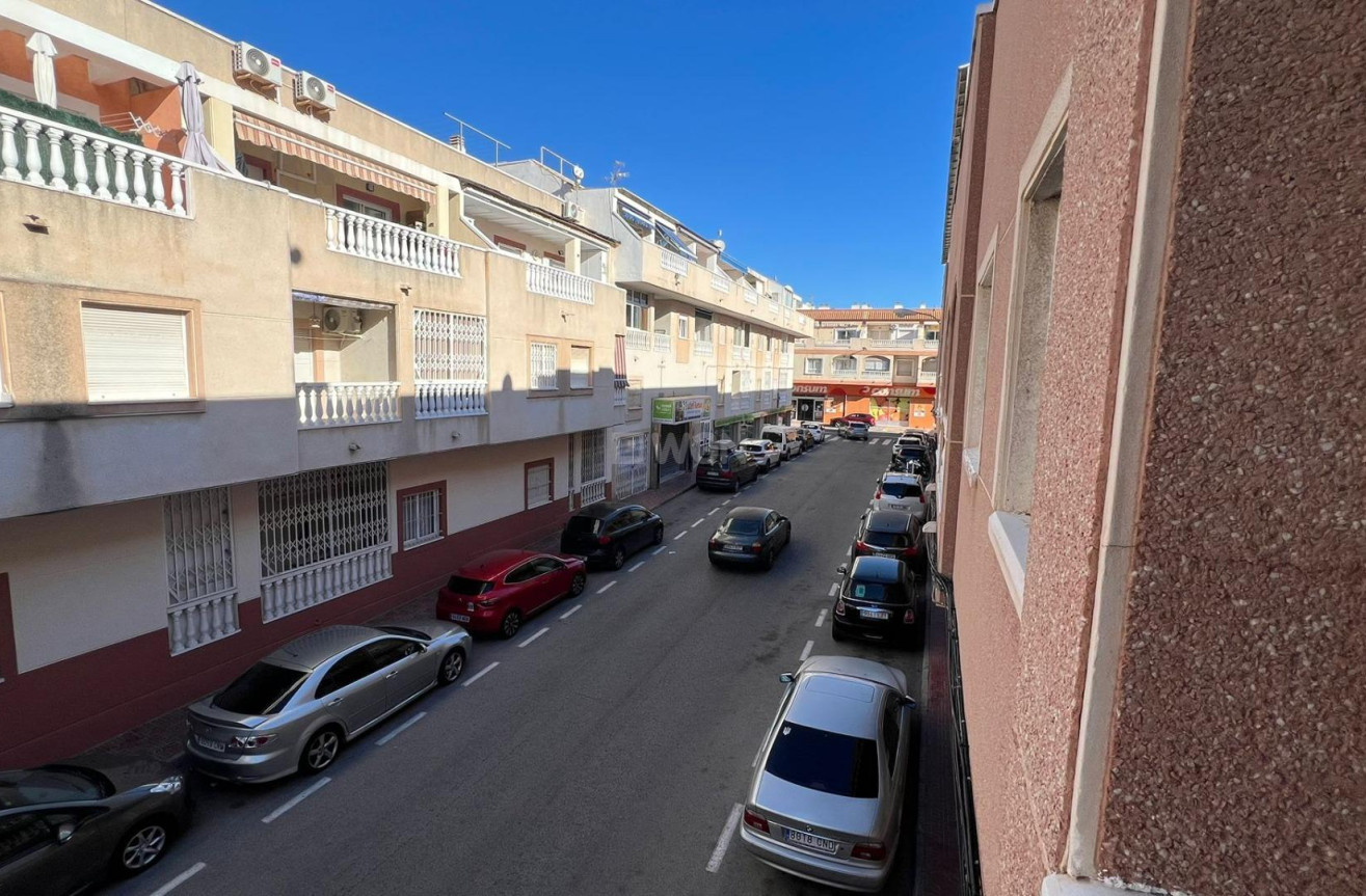 Reventa - Apartamento / piso - Torrevieja - Centro