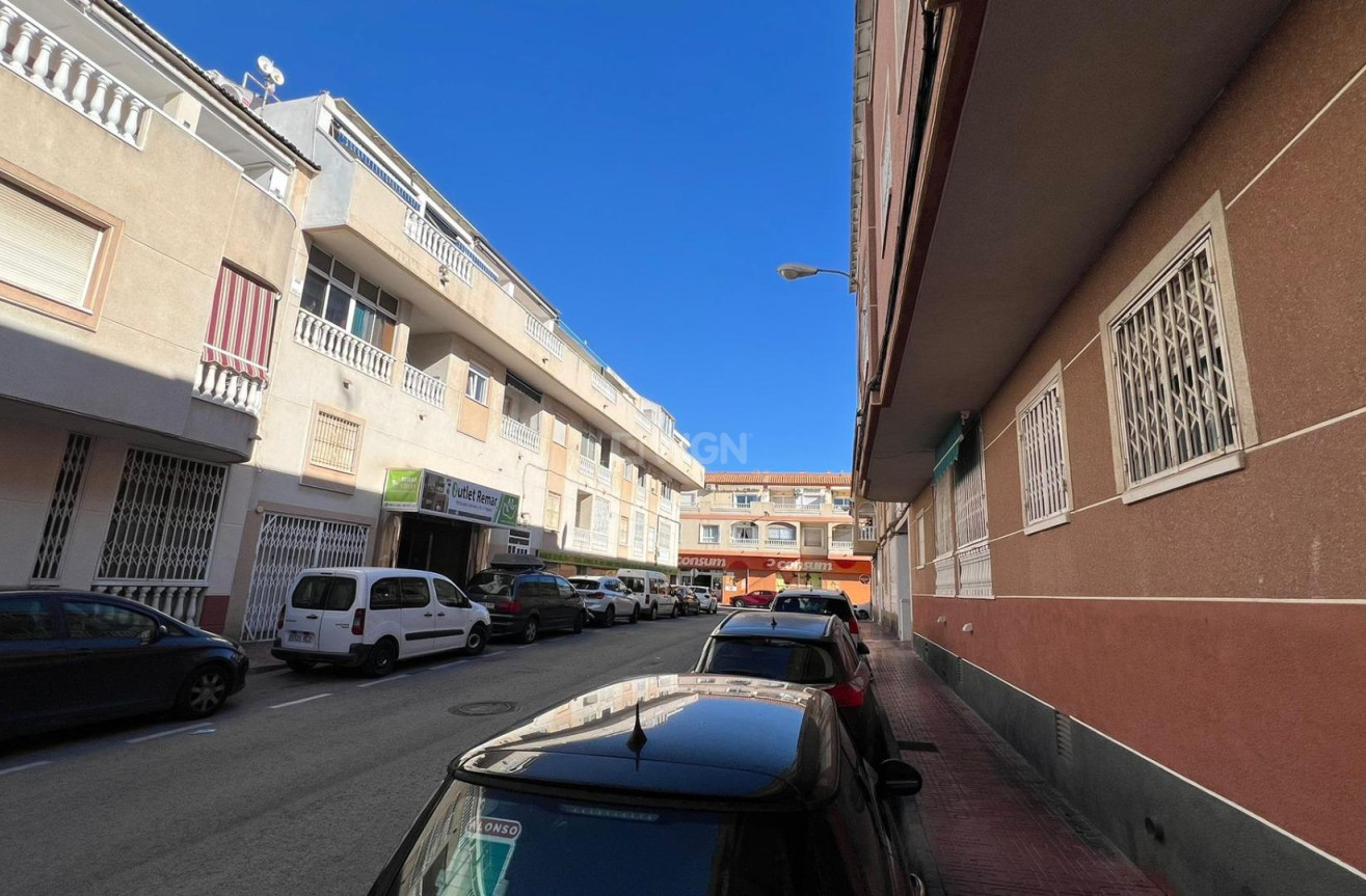 Reventa - Apartamento / piso - Torrevieja - Centro