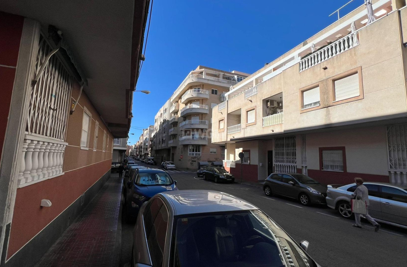 Reventa - Apartamento / piso - Torrevieja - Centro