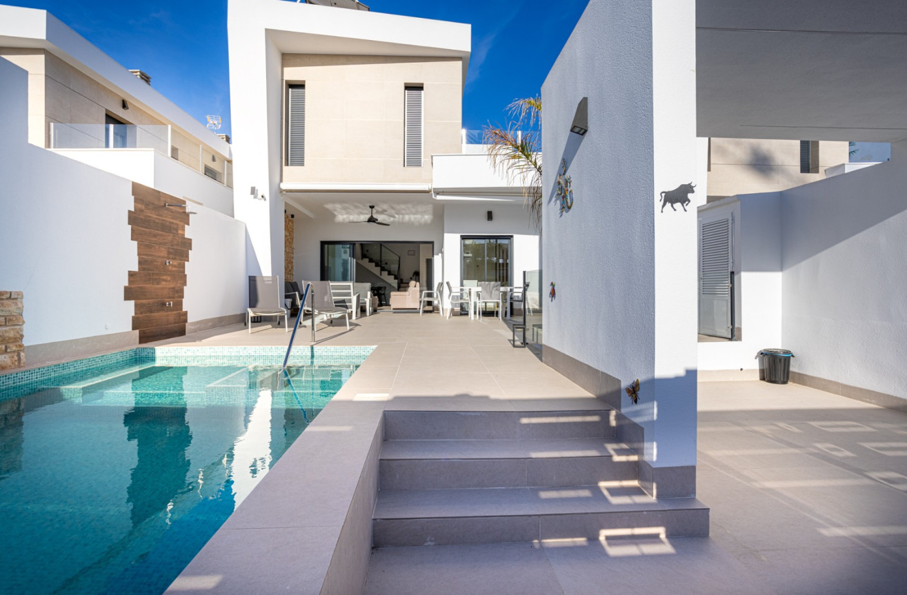 Reventa - Villa - Dolores - Costa Blanca