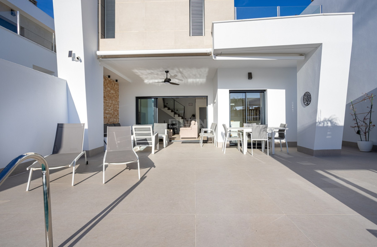 Reventa - Villa - Dolores - Costa Blanca