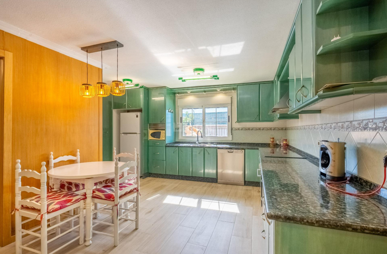 Odsprzedaż - Villa - Torrevieja - El Chaparral