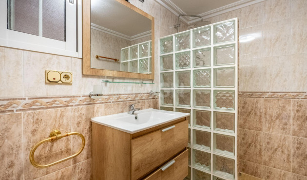 Odsprzedaż - Villa - Torrevieja - El Chaparral