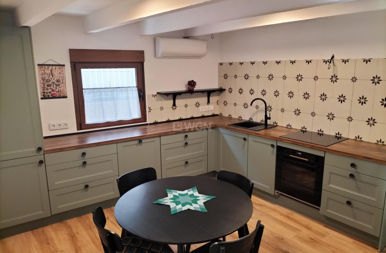 Odsprzedaż - Kamienica - Formentera del Segura - Centro