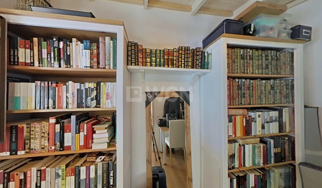 Odsprzedaż - Kamienica - Formentera del Segura - Centro