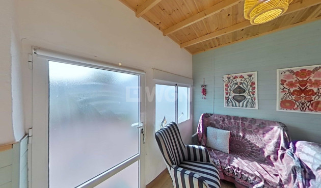 Odsprzedaż - Kamienica - Formentera del Segura - Centro