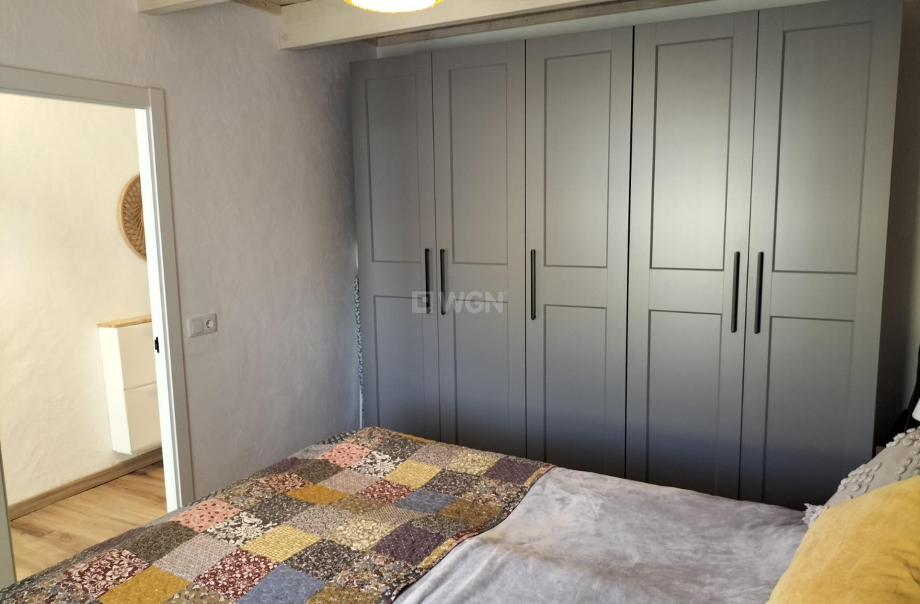 Odsprzedaż - Kamienica - Formentera del Segura - Centro