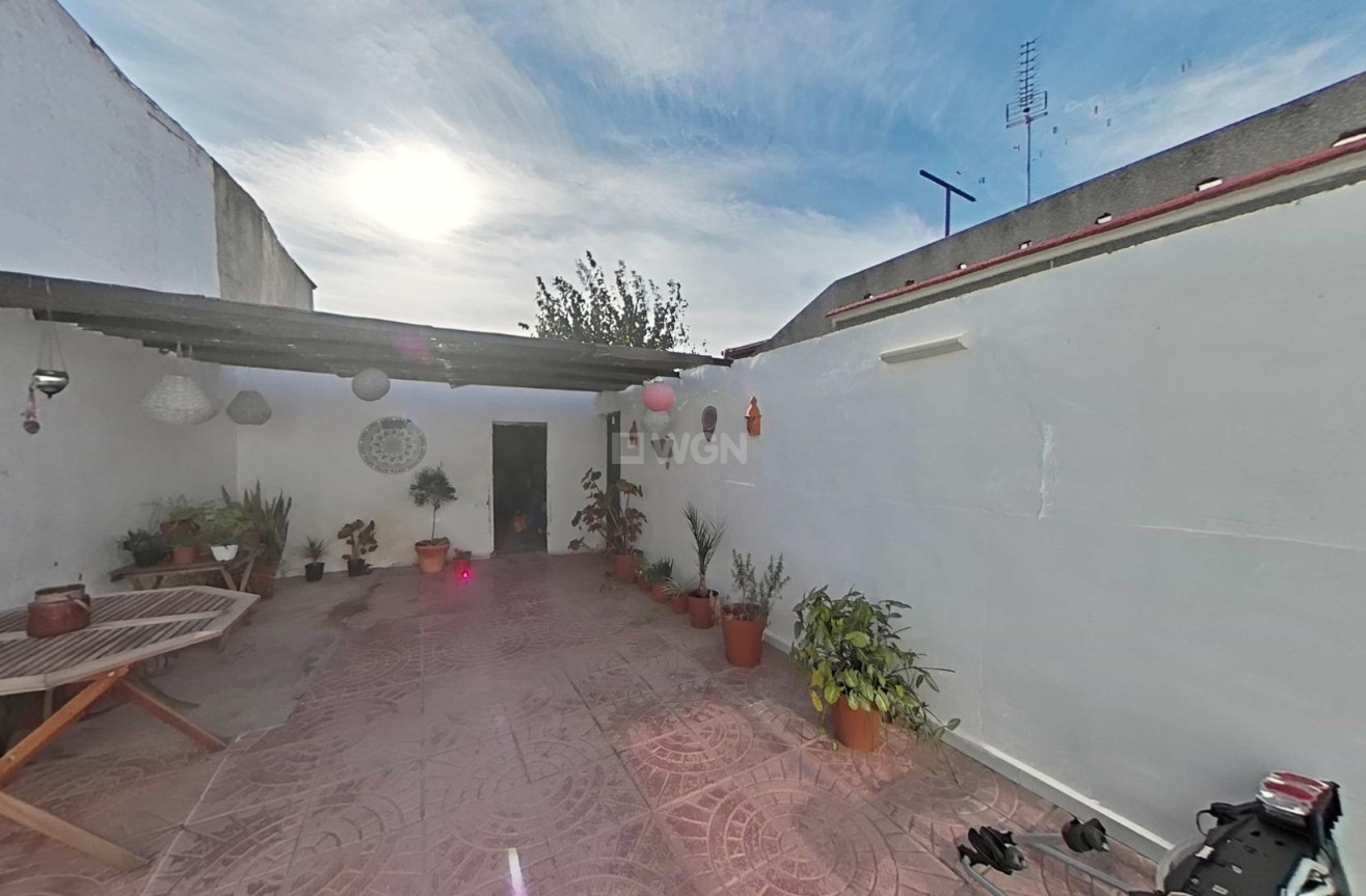 Odsprzedaż - Kamienica - Formentera del Segura - Centro